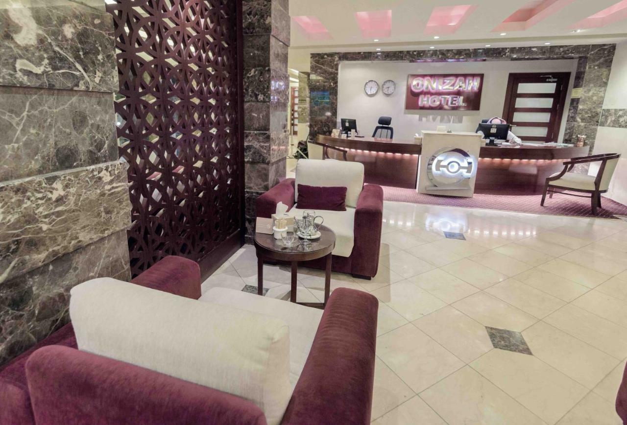 Onizah Hotel Unaizah Buitenkant foto